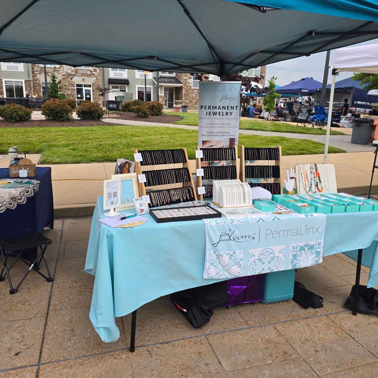 Linxing at the Wildwood Farmers Market today until noon. If you have been looking for permanent jewelry, stop by and I will get you linx'd. #permanentjewelry #permanentjewelryexperience #permanentjewelrybusiness #wildwoodfarmersmarket #wildwoodmo